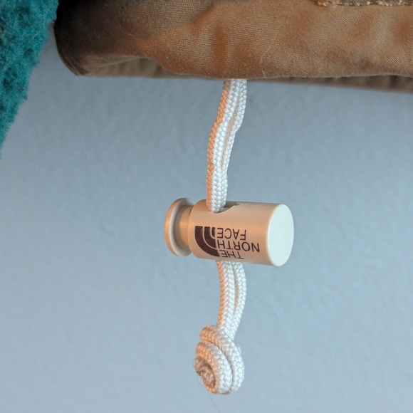 The North Face Women's Hooded Cragmont Fleece - Size Medium - Picture 4 of 7